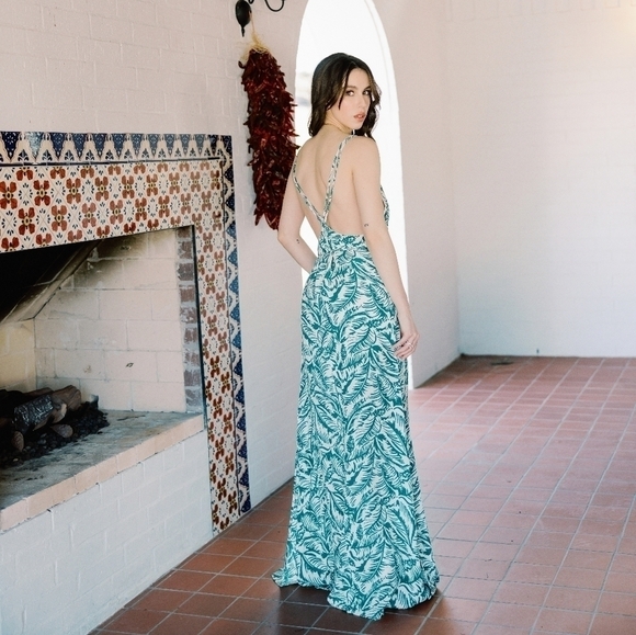 Harlyn Tropical Backless Maxi Dress Green Small bohemian beach resortwear summer - Picture 2 of 14